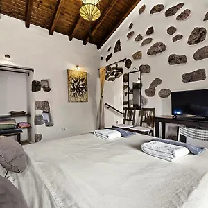 https://maretas-apartamento-rural-con-piscina.in-canary-islands.com
