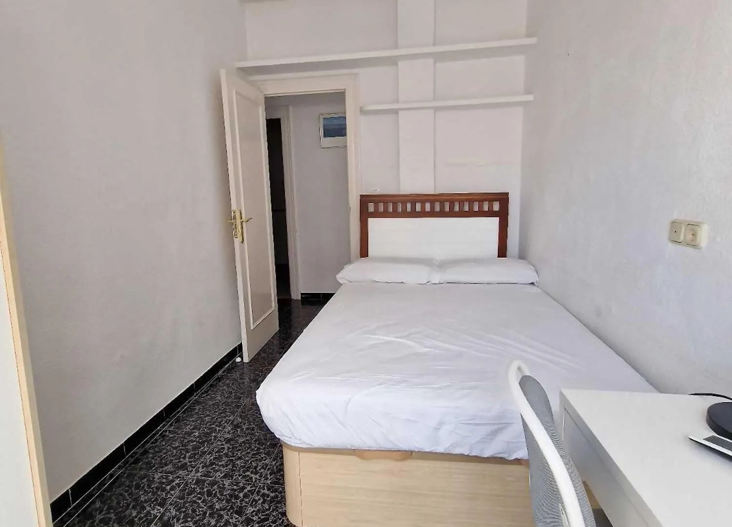 3 Rooms Con Parking Especerias Málaga